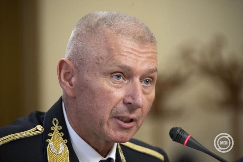A TEK jövőjéről is beszélt az új országos rendőrfőkapitány